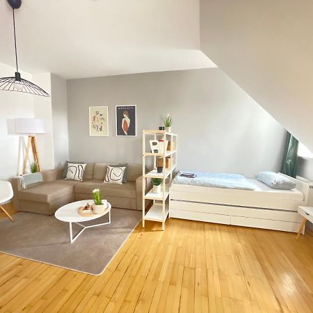 65Qm - City - Popular Street - Limmerstrasse - Mallibase Apartments Hannover Exteriör bild