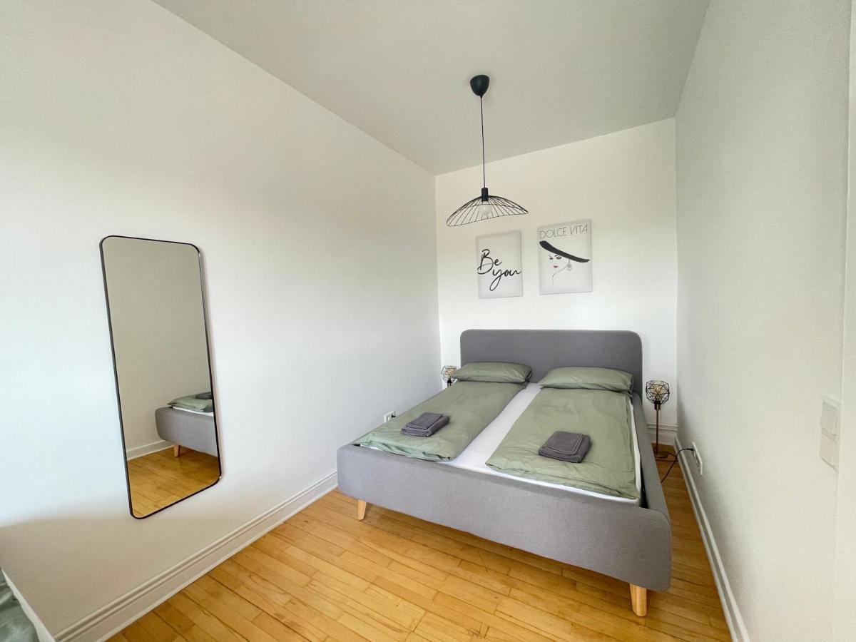 65Qm - City - Popular Street - Limmerstrasse - Mallibase Apartments Hannover Exteriör bild